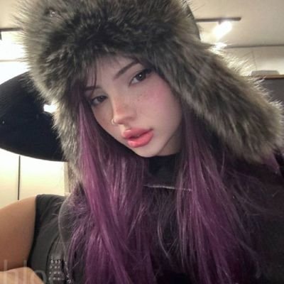 pr1ncessblckcat's profile picture. ❀𓈒࿔     ♱       the      truth      hi𝑑𝑑en      in      fear
　　　 bl𝑜𝑜ms       beyond       that        𓈒 𓈒 𓈒         粹    ཋྀ