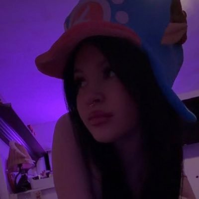 urmommykam's profile picture. 18 year old, gamer girl 🎮 & anime enthusiast!! https://t.co/pAptFJfPtt