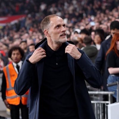 CCM_47's profile picture. "¿Cómo explicarte lo que es la vida si no sabes que es el Real Madrid?"