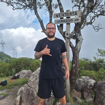 hsoares1902's profile picture. #blegh