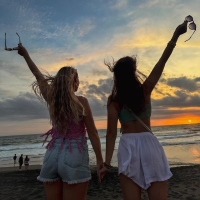 Love30050428's profile picture. Life gives us unlimited possibilities, so let's create our own splendor with a positive attitude and strong faith.