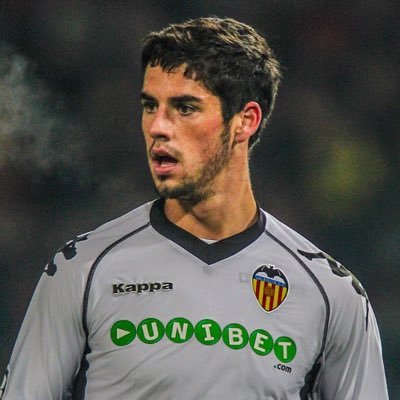 puffyjk7's profile picture. Parody account | @besiktas | Patrik Schick | "Kargalar sürüyle kartallar yalnız uçar🦅"