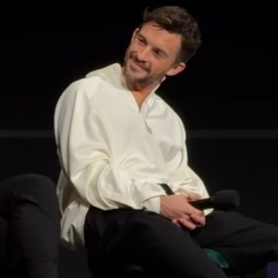 lindamartin511's profile picture. 💜 #VamosRafa #Wicked She/her cynical romantic