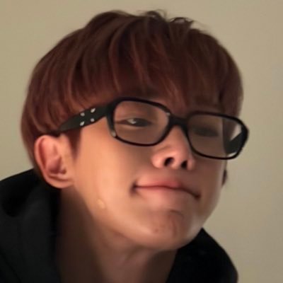 Luv_hozzang's profile picture. 서로의 눈엔 사랑만 가득해 ෆ˙ᵕ˙ෆ