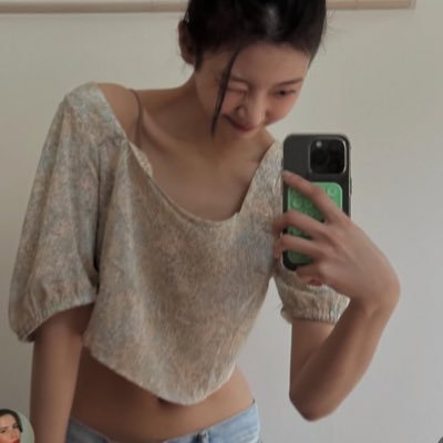 jelly_jisu05's profile picture. composed by #LIA