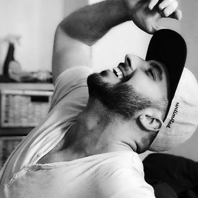 tmn634748148399's profile picture. انا رجل شهوااني وعندي خيال واسع ف الجنس
نحب نجرب ونعيش كل شي اثناء العلاقة الجنسية
نتمنى نلقى وحدة  عندها نفس الشي
🇩🇿🇩🇿