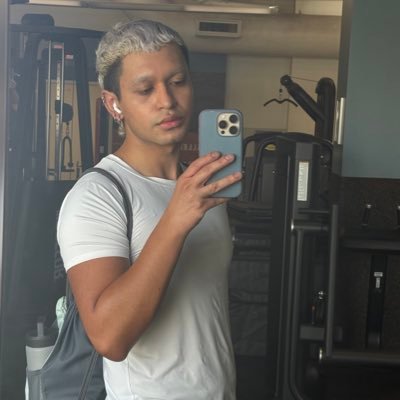 cyb3b3's profile picture. #ceasefirenow 🇵🇸🪺timeline frying 🧑🏽‍🍳🍳 // ⚖️// 🇸🇻