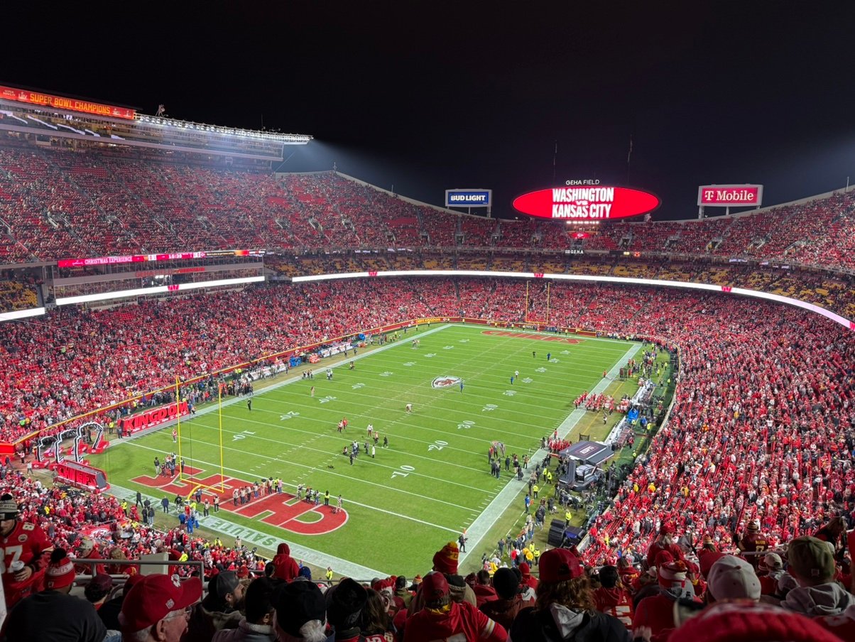 Swetnamaste's profile picture. used to be swetty stacks. still collecting