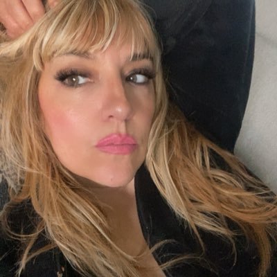 carlifarley's profile picture. advocate for the Deaf community , I fancy the Buffalo Bills #Billsmafia coffeeholic, #jeopardy enthusiast, taco connoisseur, mom,wife