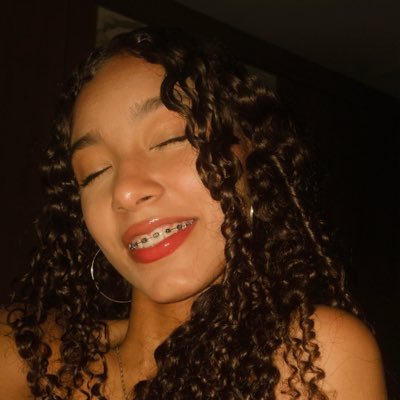 rafalindaelegal's profile picture. recuse convicções idiotas