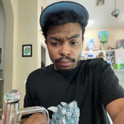 HashyFingerZ's profile picture. Heady nigga | Cloud Engineer 🐦‍🔥🌵#StayHiGHdrayted #Zfighter #TerpHunter #GreenWall