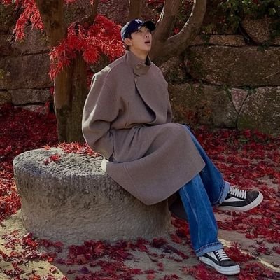 youharuhanarain's profile picture. 🍁🌧️🍵 ~ I write in my spare time, I love rain in the afternoon, and the smell of tea.