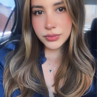 carolain1403's profile picture. A lo qué le das tú tiempo, es lo que definirá tu existencia •ZONA LIBRE DE JUICIOS• | Felizmente healthy 🧠🏋️‍♀️|