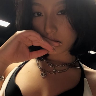 mitskiadore's profile picture. 