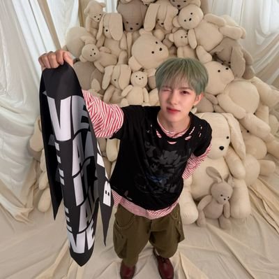 ciaaaza_'s profile picture. ini akun campuran so jangan kaget^^  $#sunoo#renjun#keonho 🫧💫 )) 🍄🫘