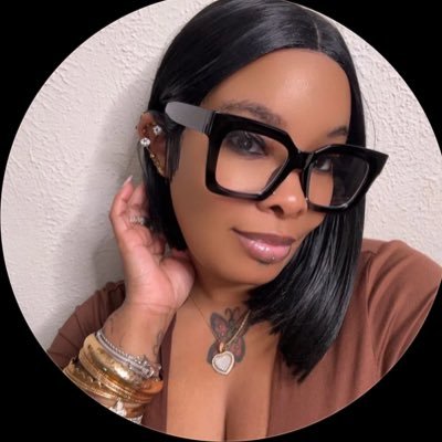 crystalgrave53's profile picture. 