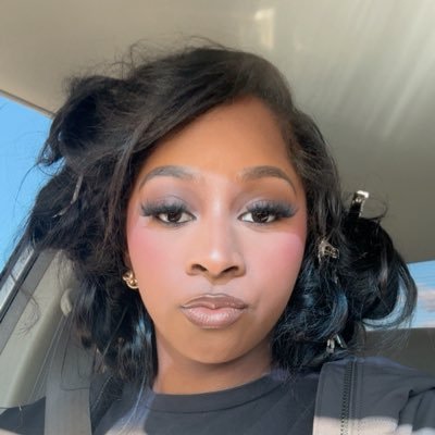 mxkaxla_'s profile picture. ig:thatgirlmikk | 616 | cmich alum x2