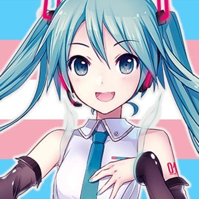 emmidma's profile picture. If you’re already here give in… click it… you know you want to 🤭 you can’t resist 🤫 👇