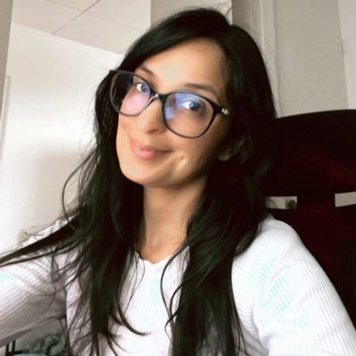 _kari_kari_'s profile picture. ♫ @kariikarii.bsky.social