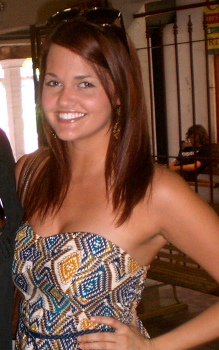 Kaylee_G's profile picture. 26 | Pedi RN, BSN | Nurse Practitioner Student | Yogi | Whole 30 grad & Living Paleo | Married 💍