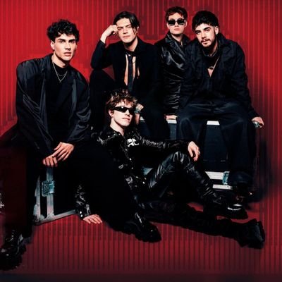 EStre0603's profile picture. SIEMPRE JUNTOS SIEMPRE (la mejor frase)
Solo hay una vida, disfrutala!! 💫🌟