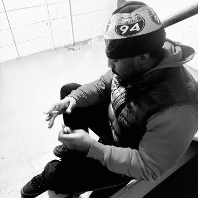 spikeleewoopty's profile picture. Sad knicks fan