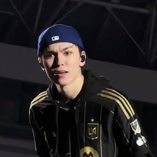 taechweita's profile picture. 30 she/her BLM 💕 btsvt. vernon ult / taechwita enthusiast. educator. performer. I shook armpits with Vernon once