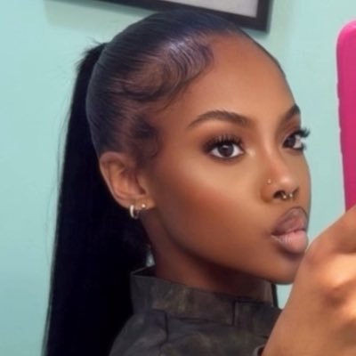 deetrendy_'s profile picture. #1 👑