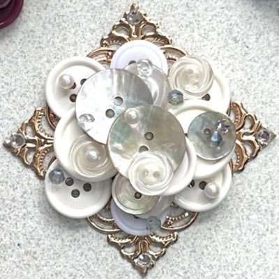 tugu_hagi's profile picture. ハギレ生地やはぐれ物でハンドメイドをしています 普段はオーダー衣装🪡中心 🎀デザフェス62 J-362🎀