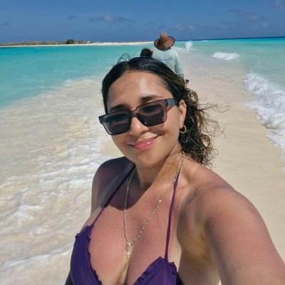 Ysacoast's profile picture. MD⚕️
Keep it one hubndred one the land, the sea, the sky 🫆