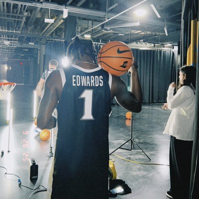 jasonedwards_1's profile picture. #BGN • 6’1 PG • 4.0 GPA •