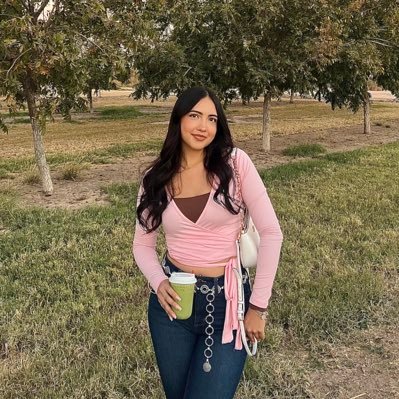 crystall_alex's profile picture. 