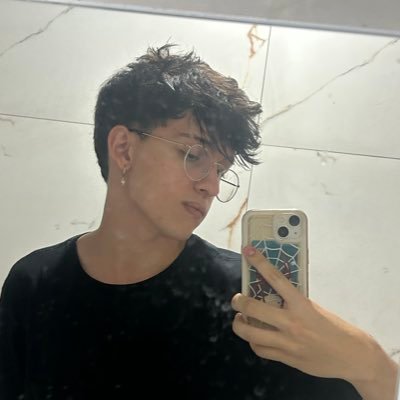 vinxs1_'s profile picture. @taylorswift13