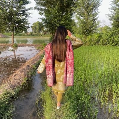 asmaarain55's profile picture. Blessed with good energy and even better company. Who's with me? ❤️ #PositiveMindset