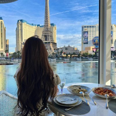 Caroline_Adw's profile picture. 🇸🇬The future belongs to those who believe in the beauty of their dreams#🏌️‍♀️🏄‍♀️🚣‍♀️