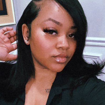 laureenoliviaaa's profile picture. ig: youur.favoritee