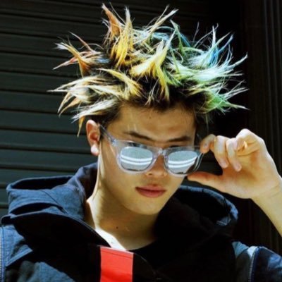 shatteredjaw's profile picture. this my diary go fuck urself