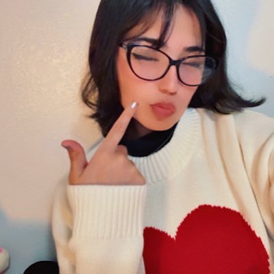 flwrsonhorizon's profile picture. as long as i’m alive, i have infinite chances