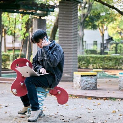 misebox's profile picture. プログラミング、軽いハイキング、CoCo壱、コーヒー、読書、散歩、ベアフット。 デフォルトモードネットワーク。 High quality software is cheaper to produce. Less is more.