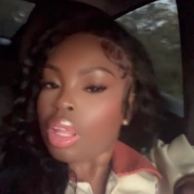 akenyaakiraa's profile picture. new twitter 💖Louisiana Gal 👢 IG : thatdollkennnn