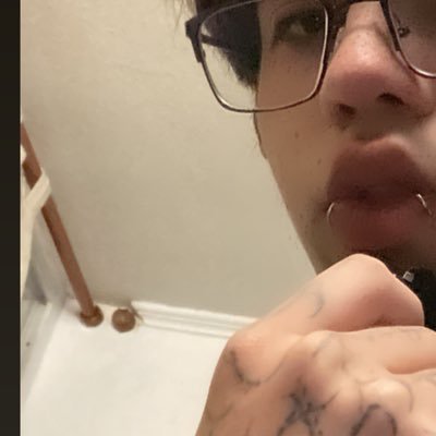 matititi666's profile picture. yatusabe