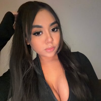 fridacvts's profile picture. 🎨🍸