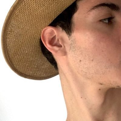 vhukoro's profile picture. 