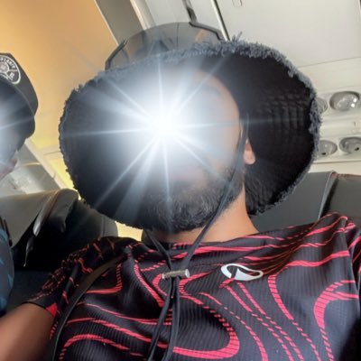 metplus2frite's profile picture. ils nous ont ni aimés, ni aidés