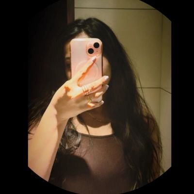 jaanuuww18's profile picture. RCB'paglu 🎀 |  Bengaಳೂರು |ಕನ್ನಡ ಸಾಹಿತ್ಯ 📚