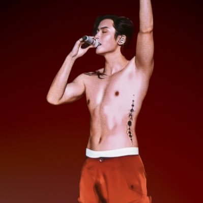 qq230122's profile picture. 