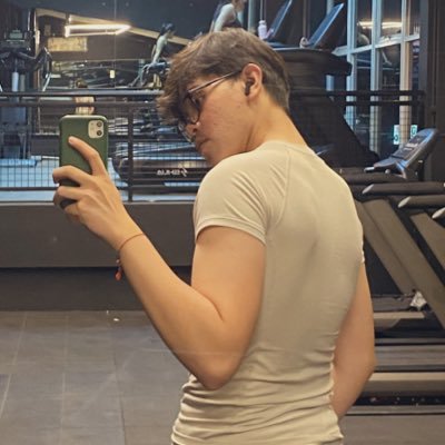 papayago_890's profile picture. Art enthusiast, Single Era