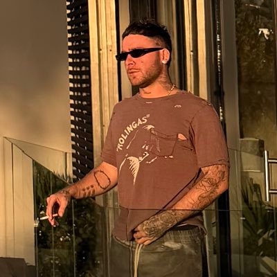 jrdnavry's profile picture. Magician🧙🏻‍♂️