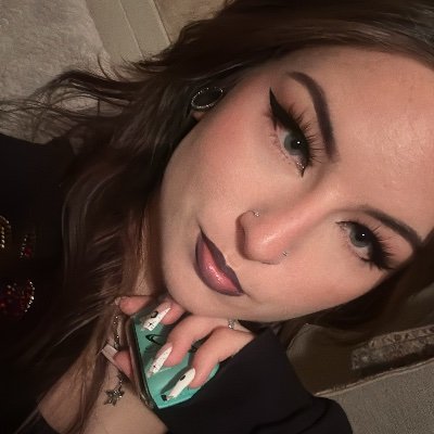 fvckerry's profile picture. 