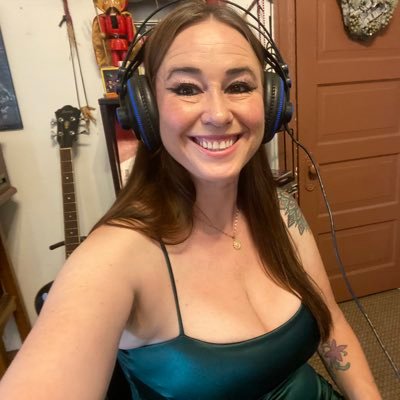 NakedGirlsRadio's profile picture. Broadcast on NGR Music TV!
Join the Hottest Social Website for Music Lovers!
https://t.co/jNY7alhsYW